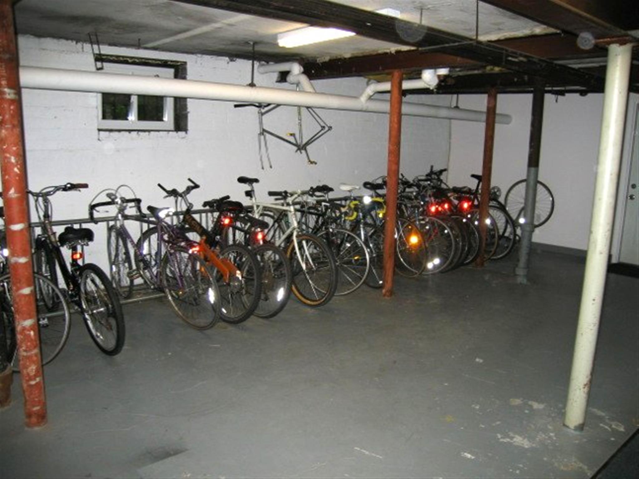 119 College Ave, Davis Square