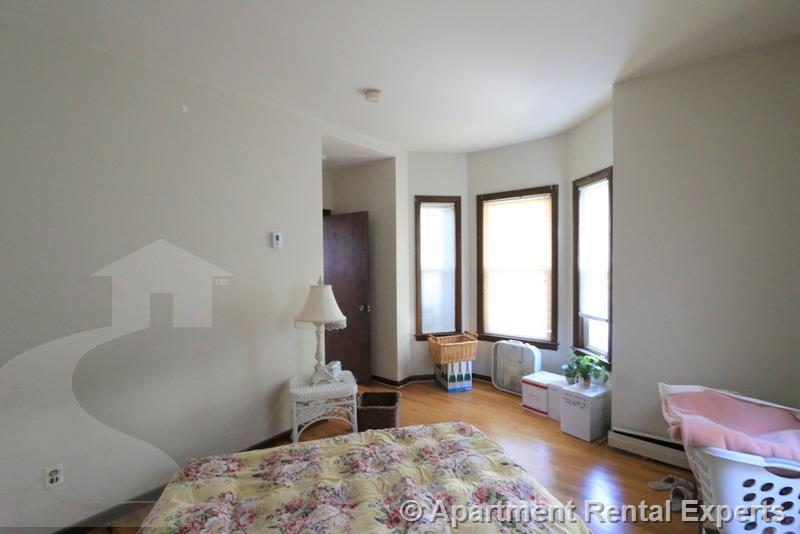 9 Elmer St, Cambridgeport