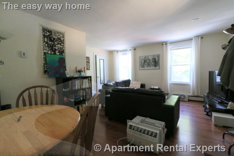 400 Franklin, Central Square