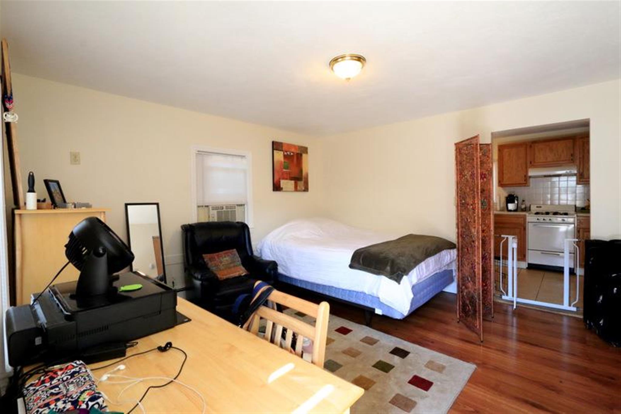 128 Pine St, Central Square