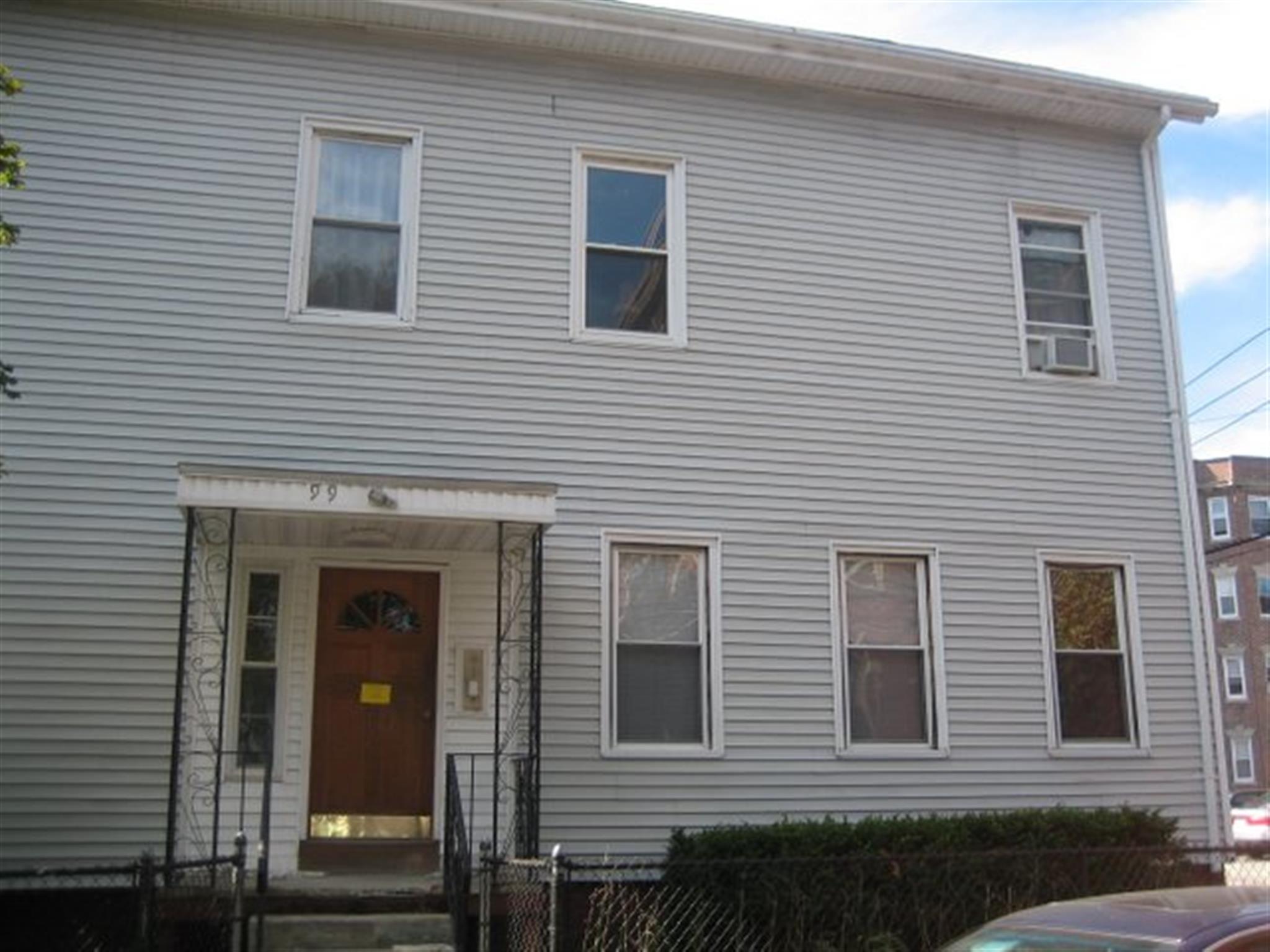 99 Norfolk St, Central Square