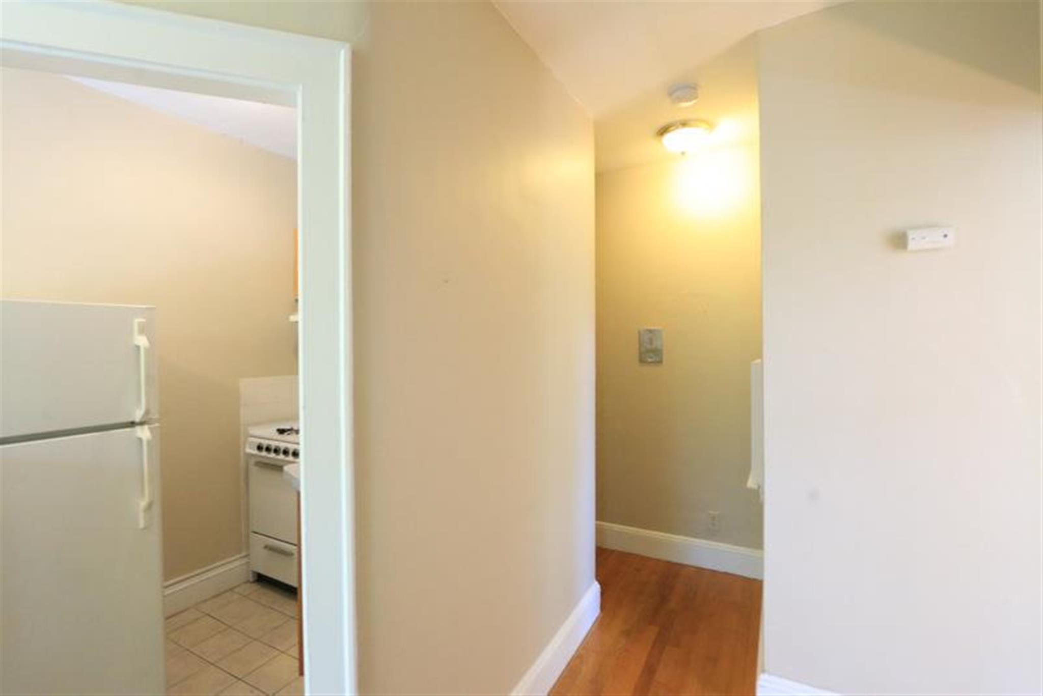 4 Cogswell Ave, Porter Square