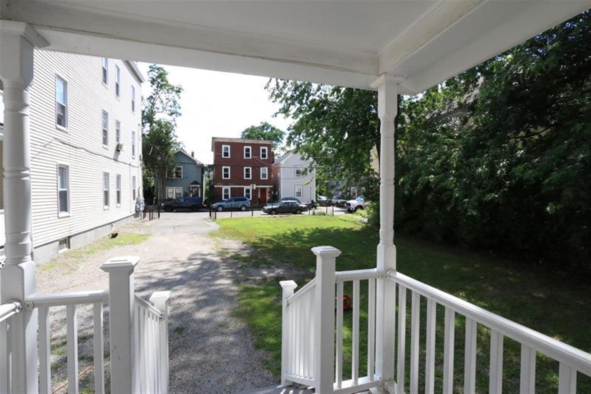 429 Franklin St, Central Square