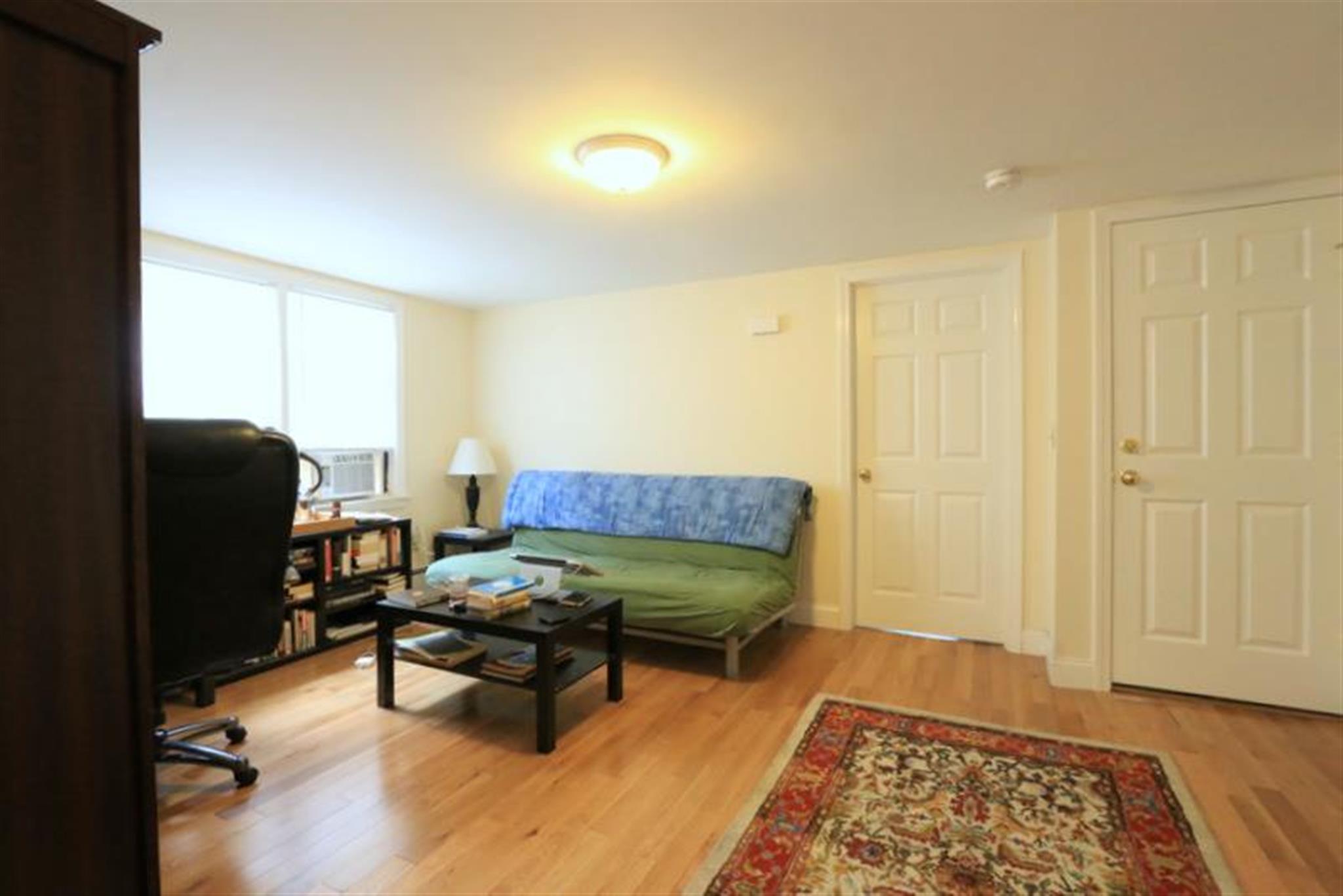 124 Pine St, Central Square