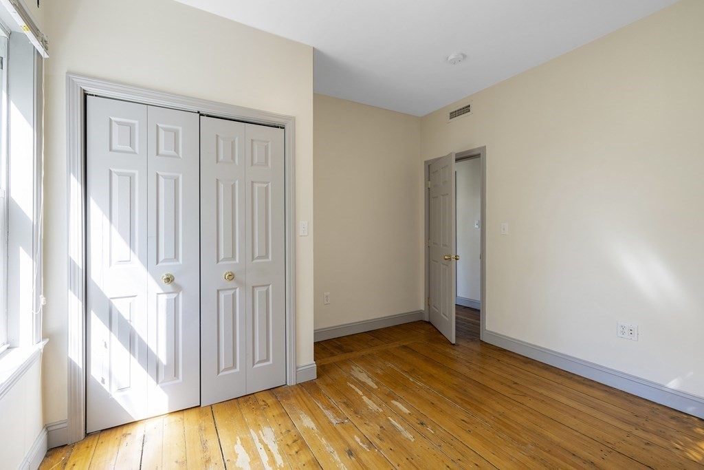 127 Marcella St, Roxbury