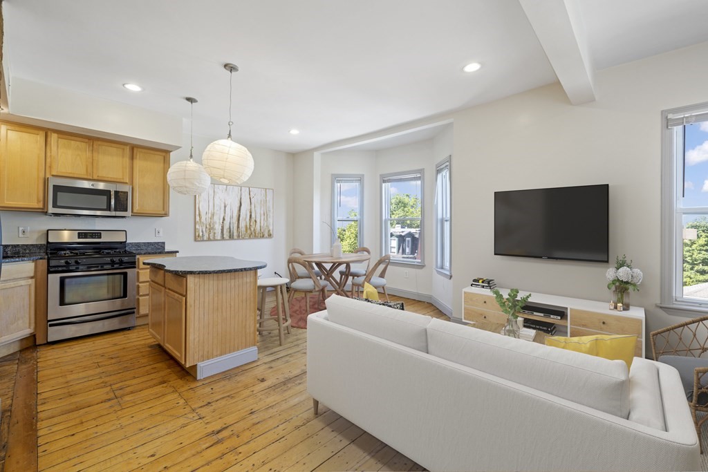 127 Marcella St, Roxbury