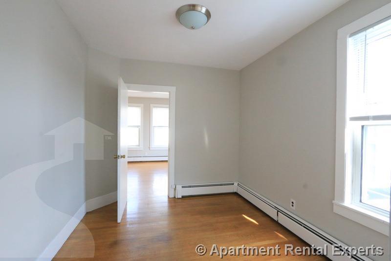 23 Elmer St, Harvard Square