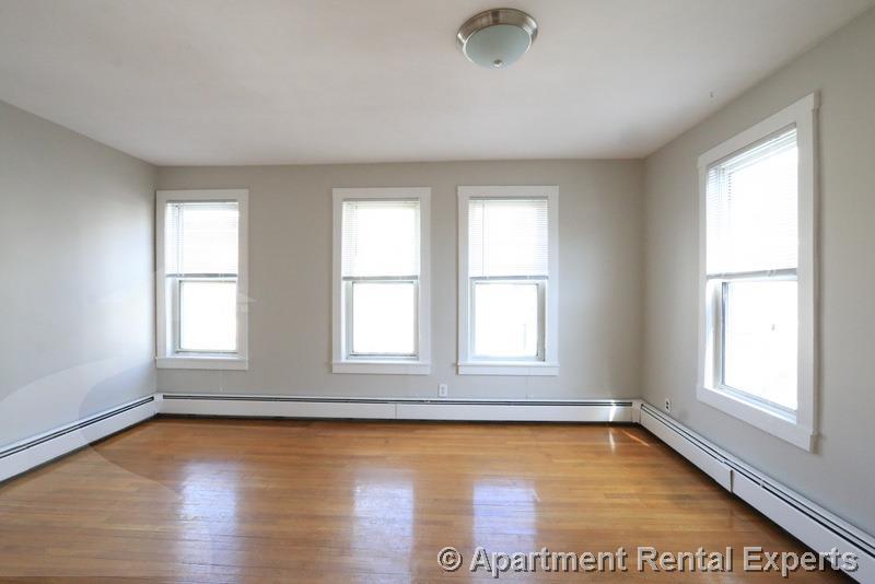 23 Elmer St, Harvard Square