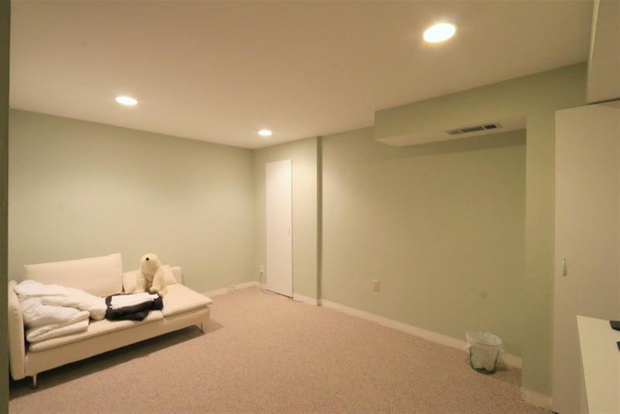 86 Winter St, East Cambridge