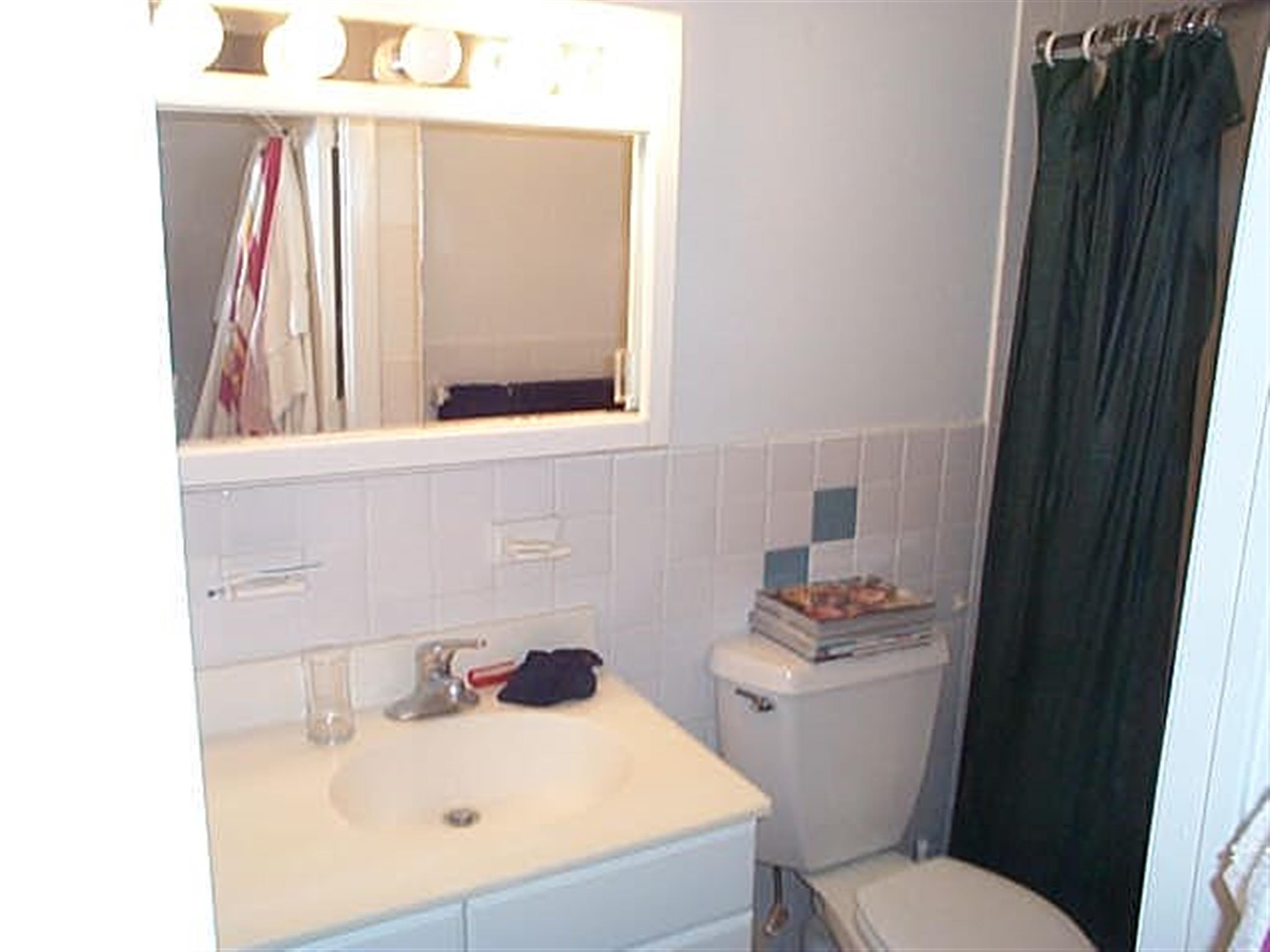 375 Harvard St, Harvard Square