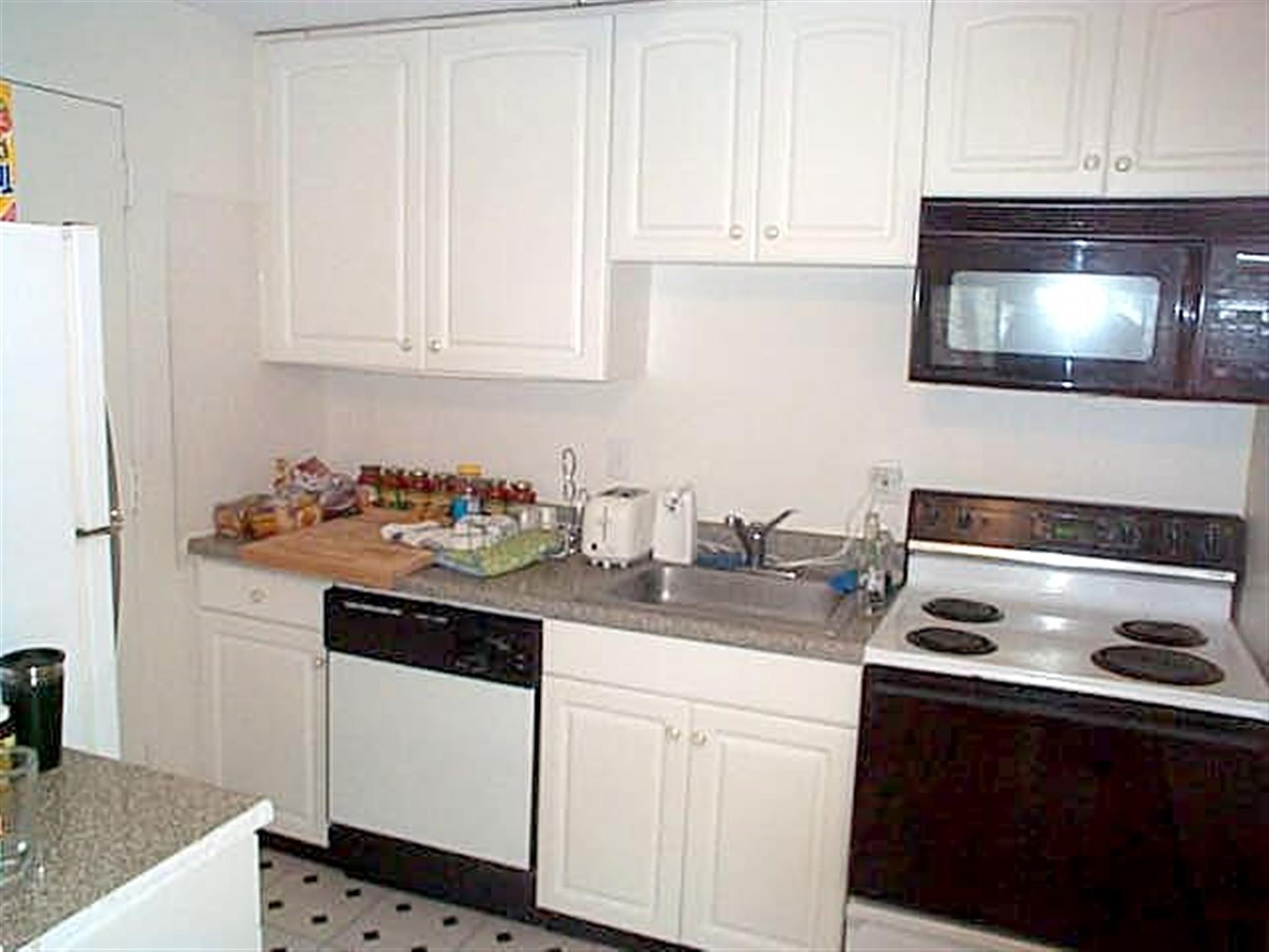 375 Harvard St, Harvard Square