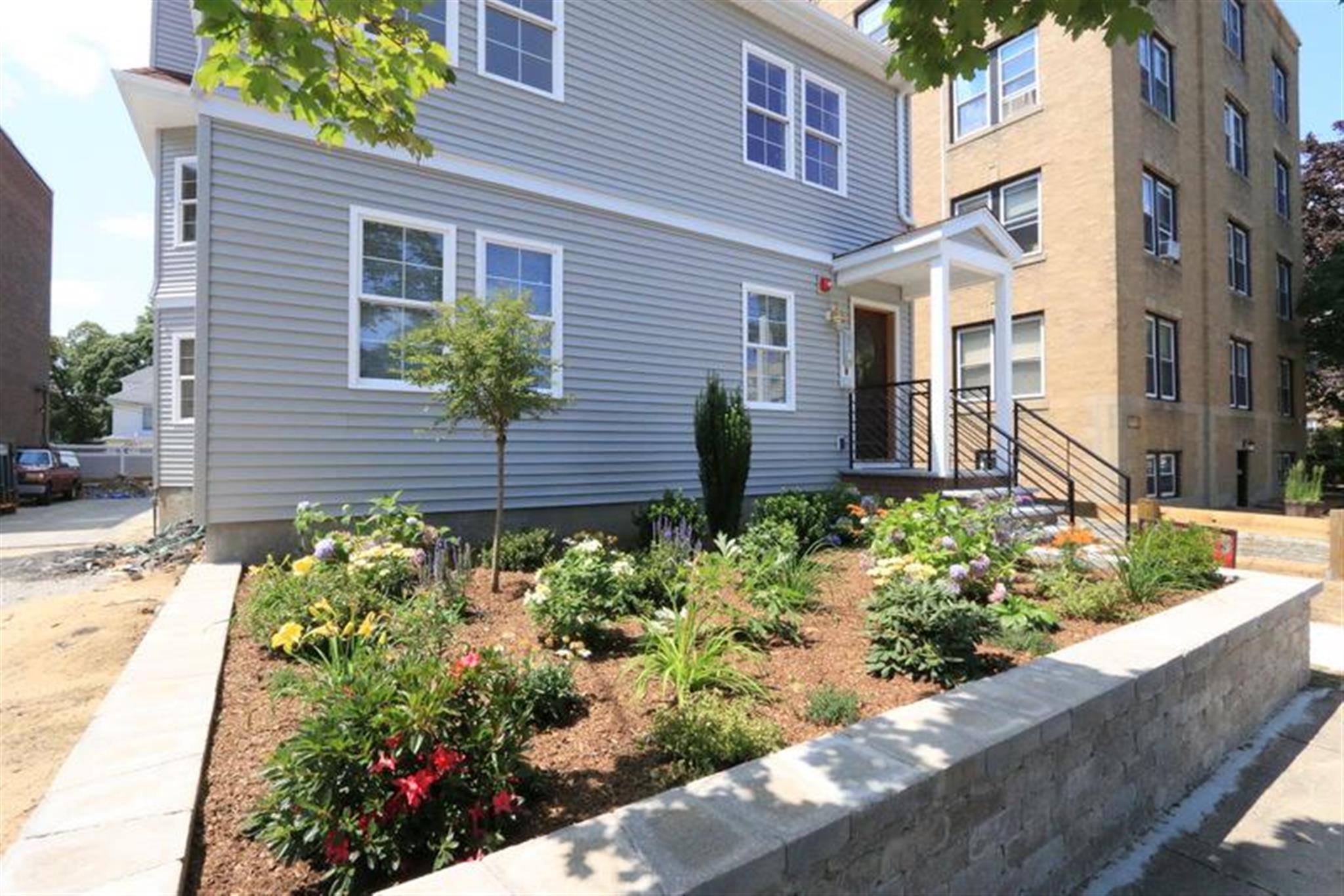 220 Massachusetts Ave, Arlington