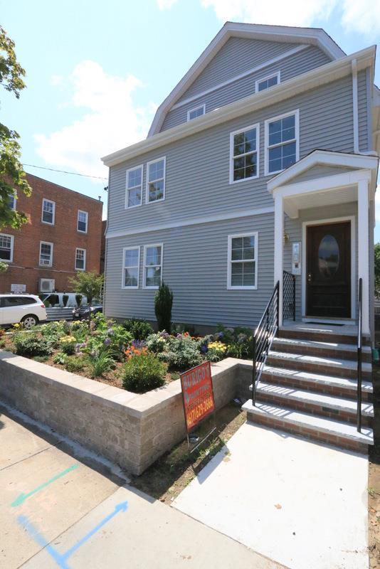 220 Mass Ave, Arlington