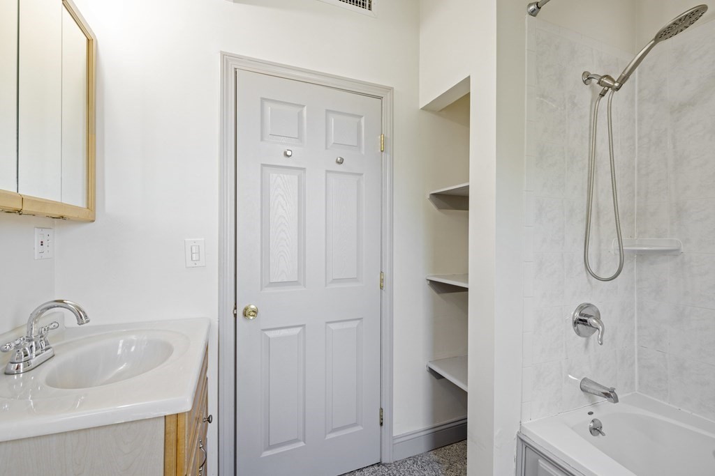 127 Marcella St, Roxbury