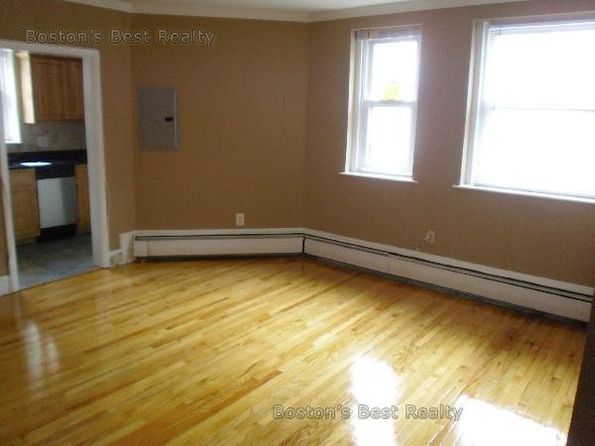 134 Saint Marys St, Fenway