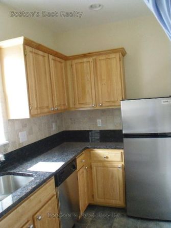 134 Saint Marys St, Fenway