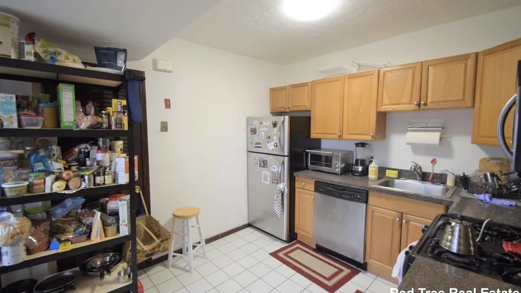 89 Sheridan St, Jamaica Plain