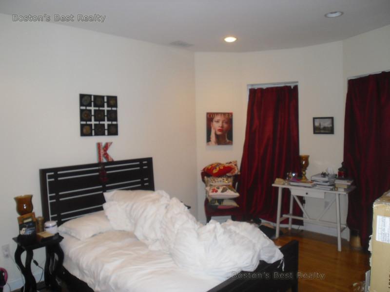 1801 Beacon St, Coolidge Corner