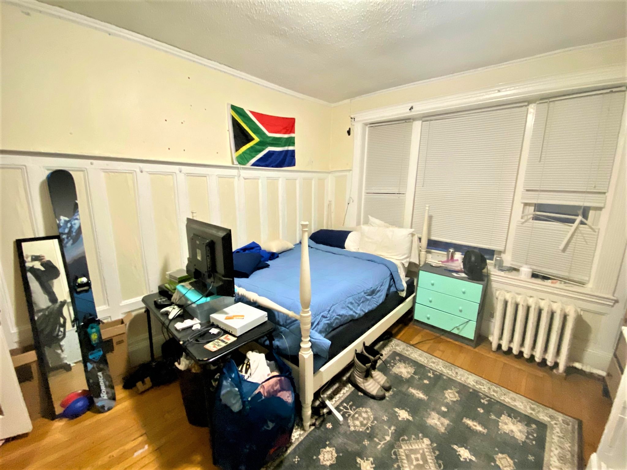 447 Park Dr, Mission Hill