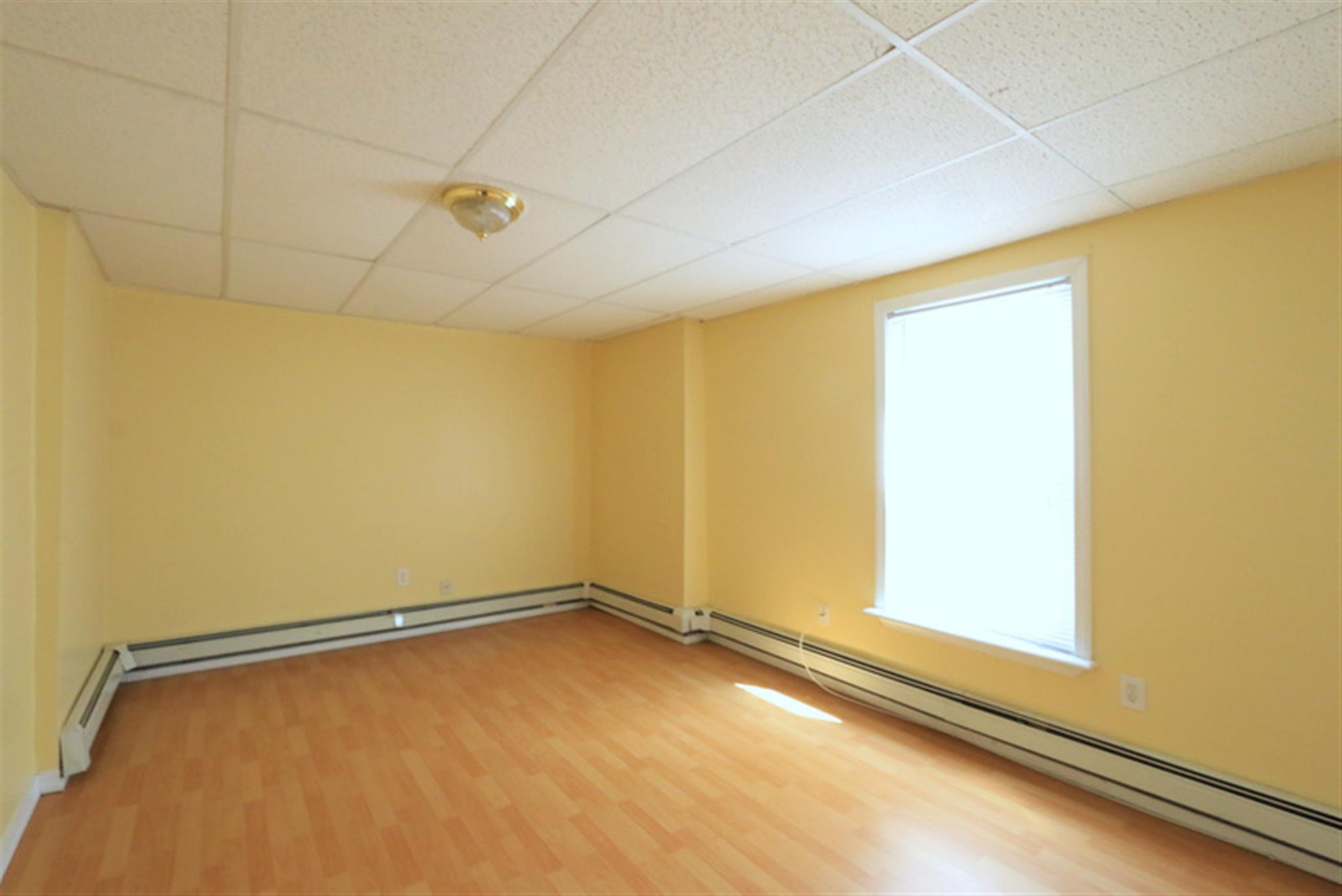 228 Western Ave, Cambridgeport