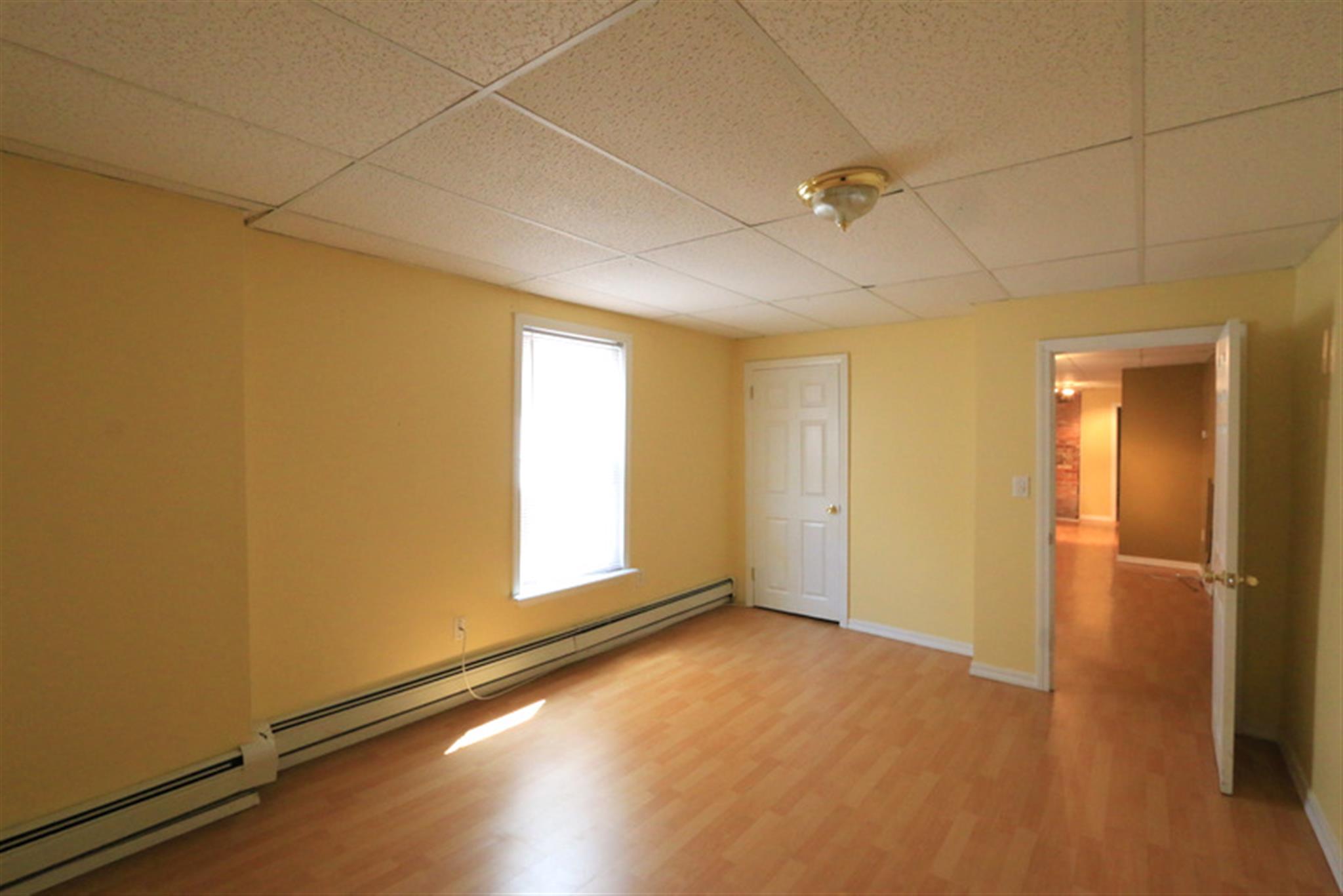 228 Western Ave, Central Square