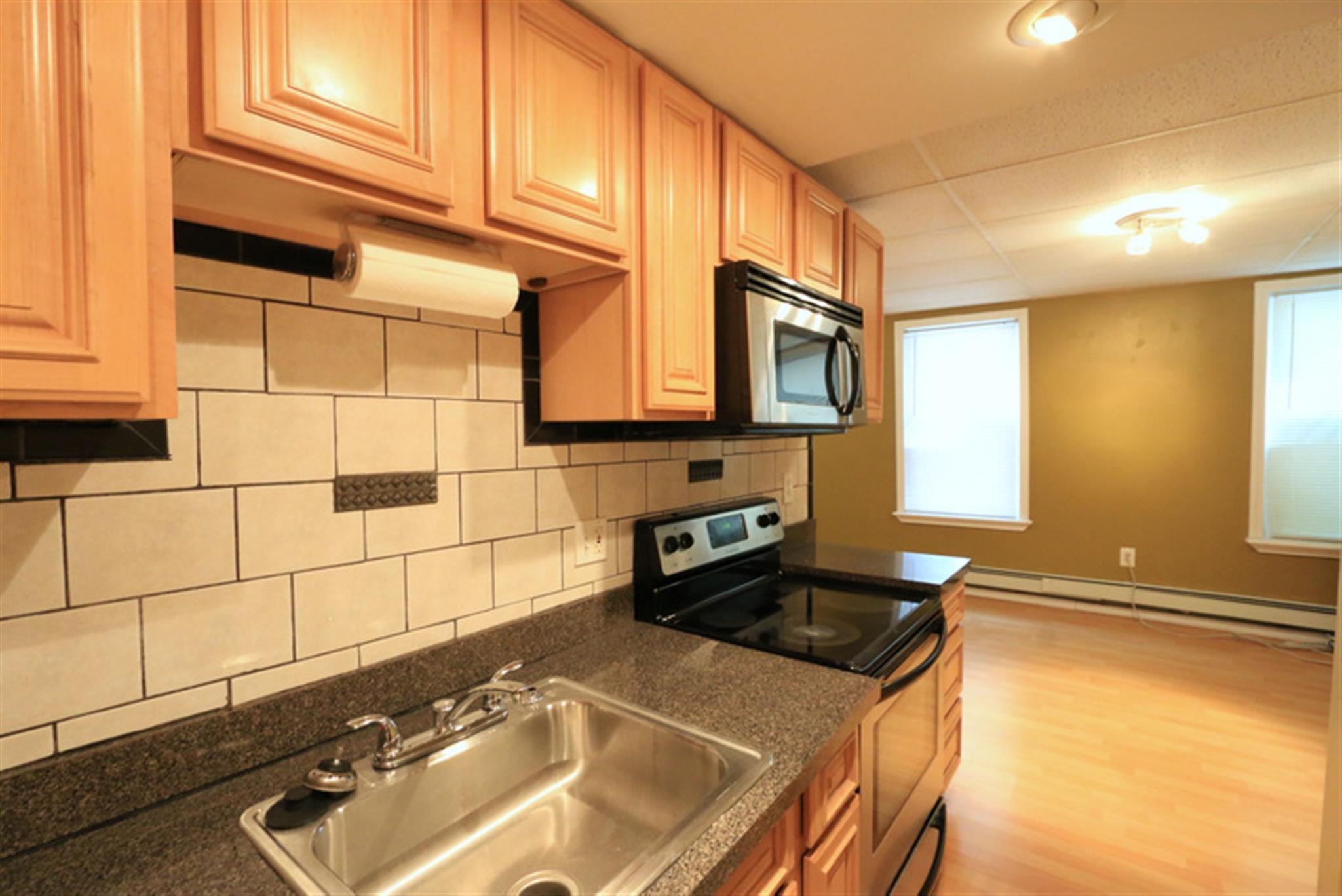 228 Western Ave, Central Square