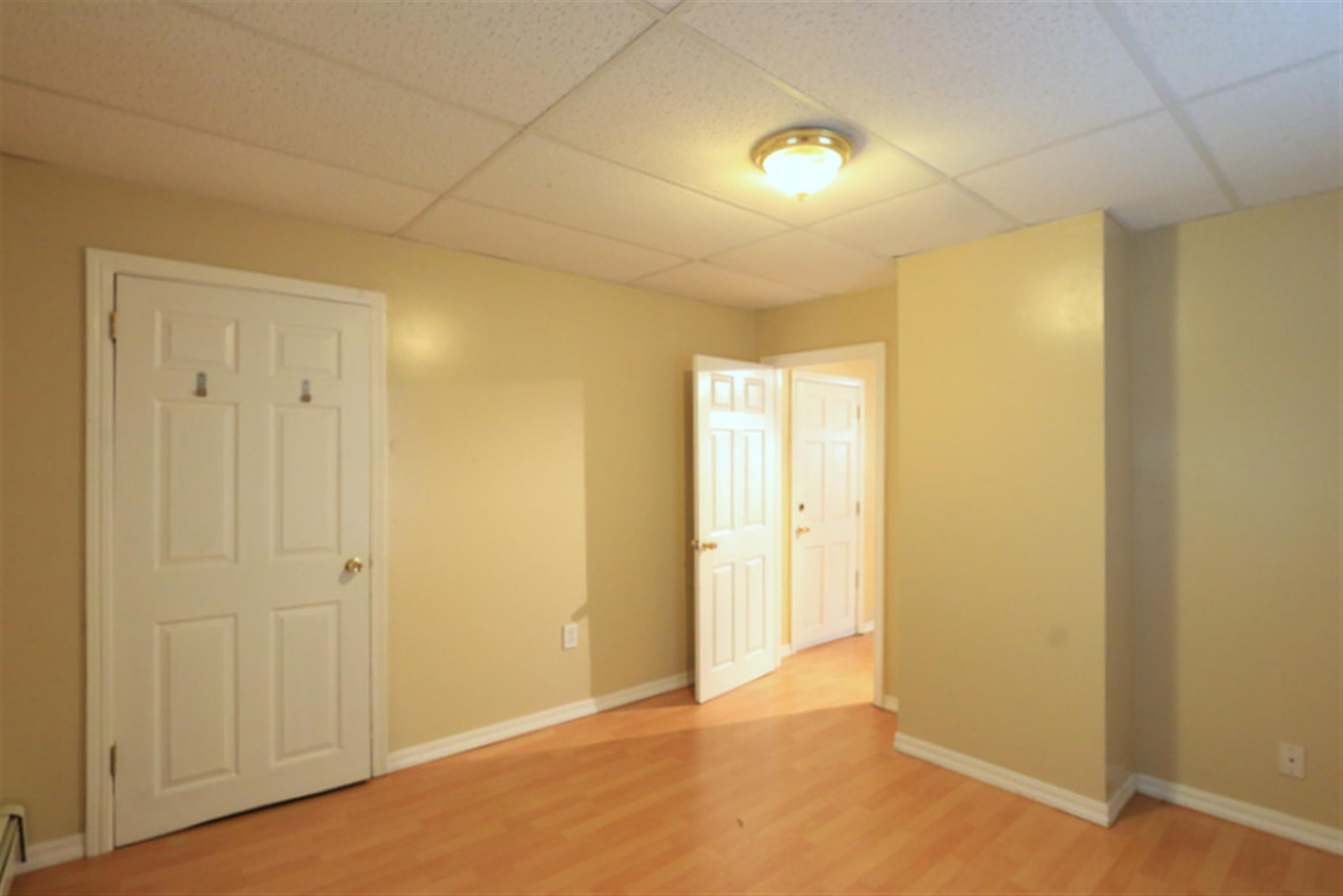 228 Western Ave, Cambridgeport