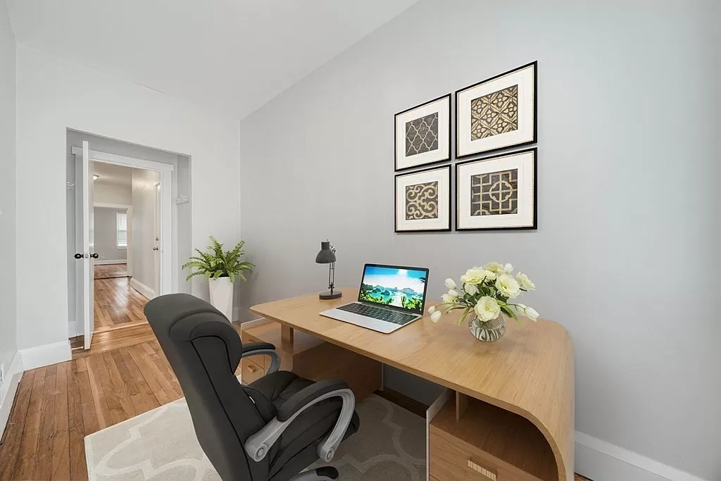 48 Clark Ave, Chelsea