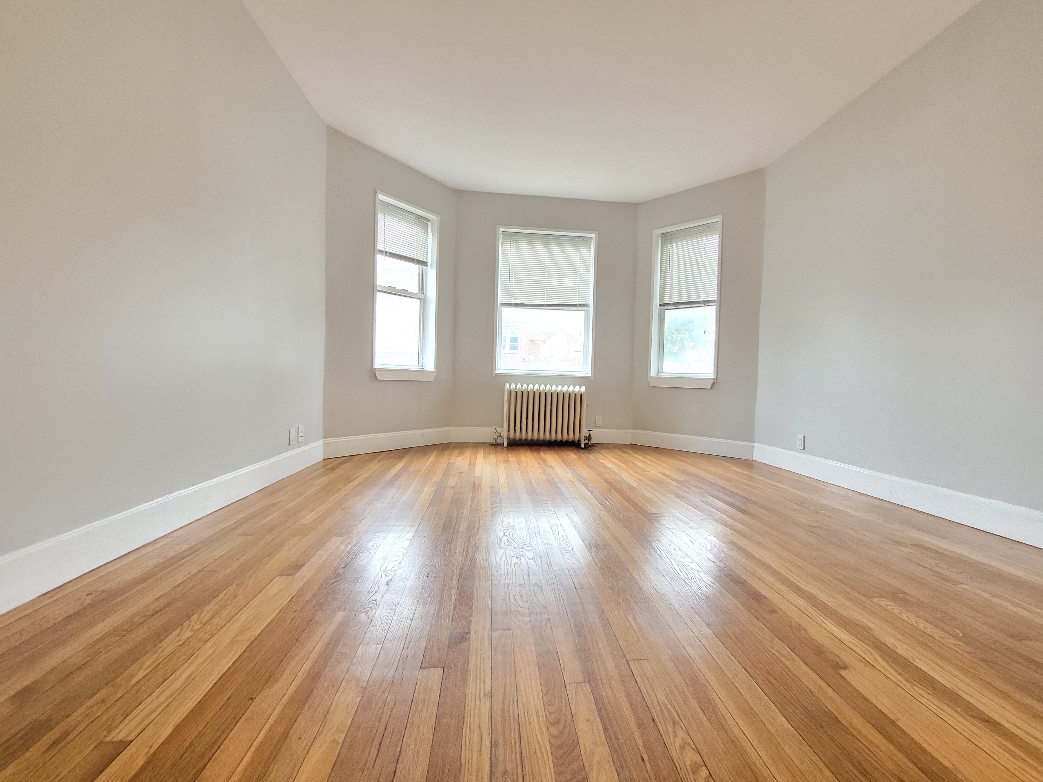 48 Clark Ave, Chelsea