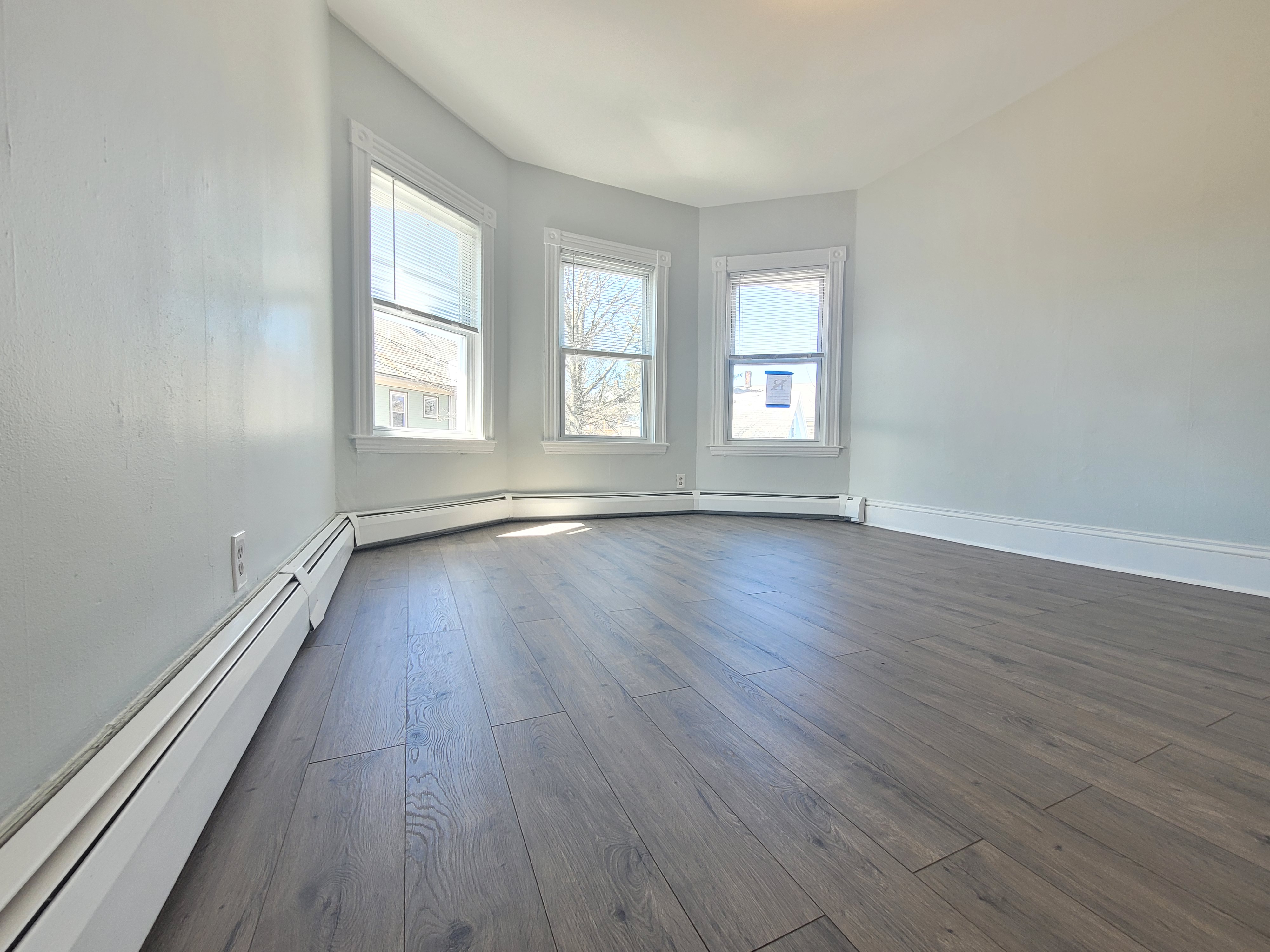 47 Creighton St, Jamaica Plain