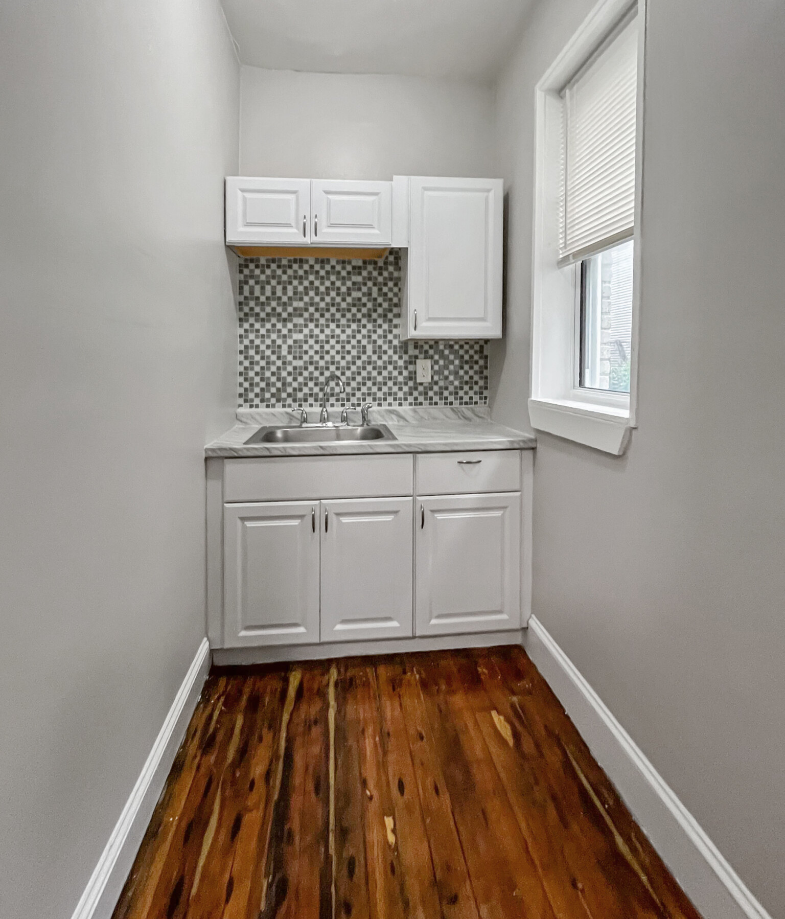 48 Clark Ave, Chelsea