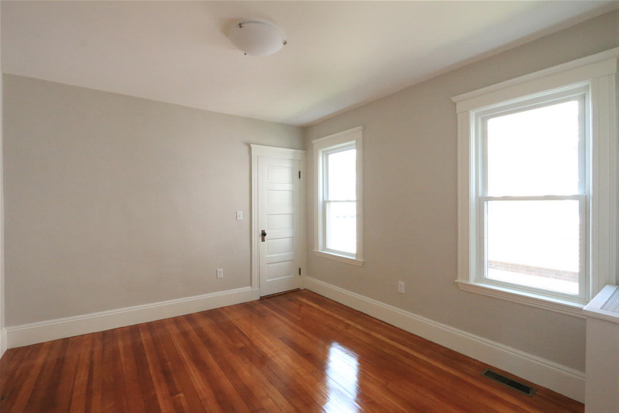 80 Lowell St, Porter Square