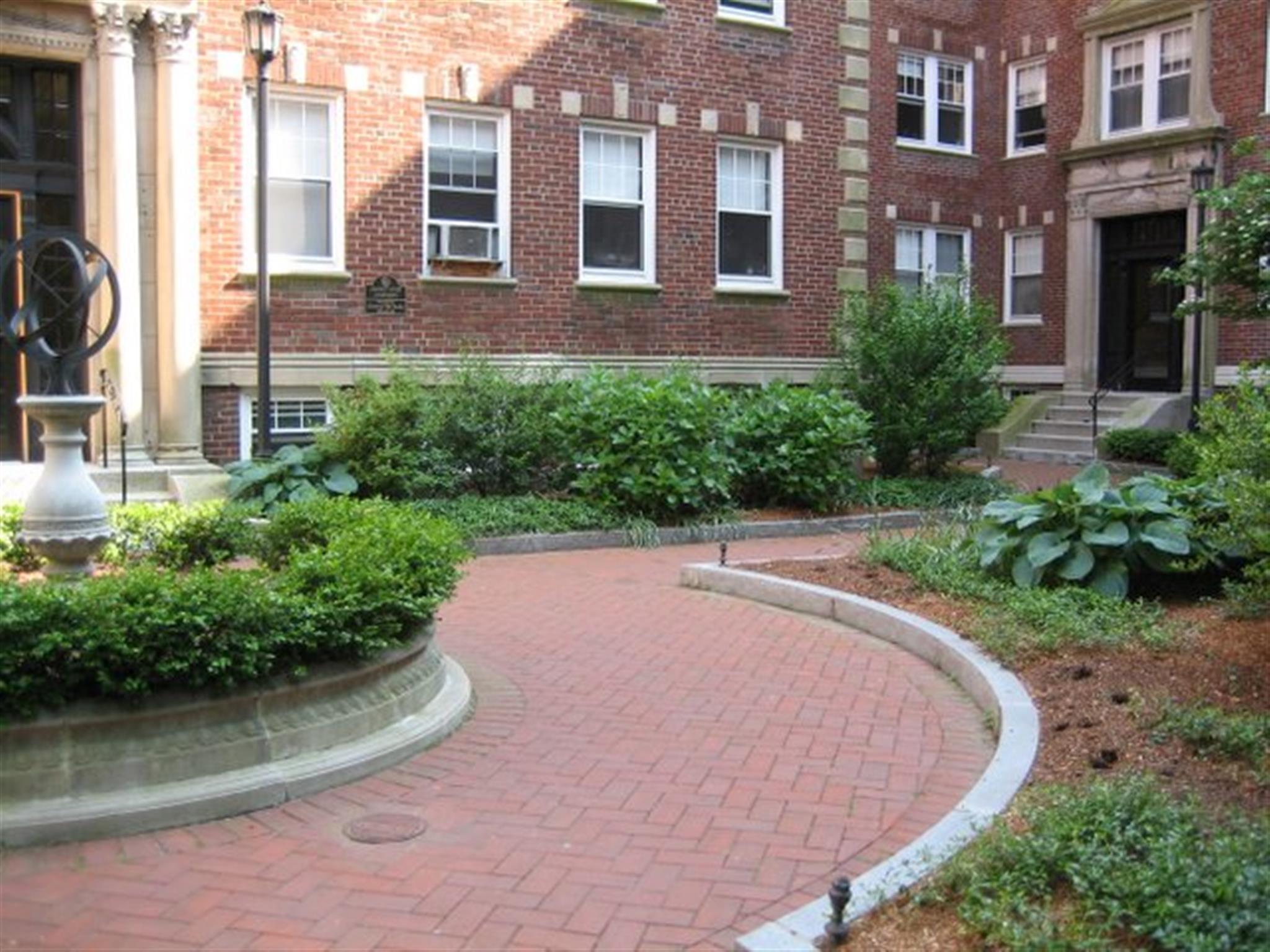 24 Chauncy St, Harvard Square