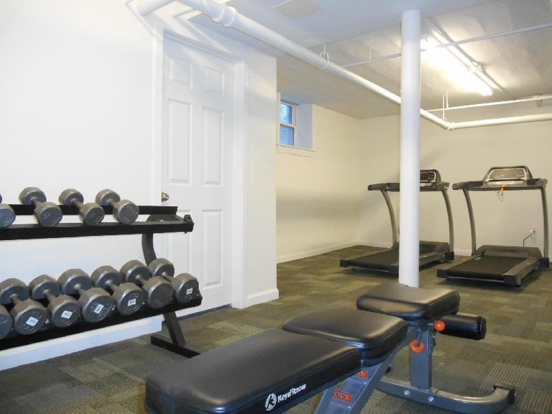 1298 Commonwealth Ave, Allston