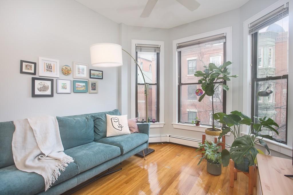 12 Isabella, Back Bay