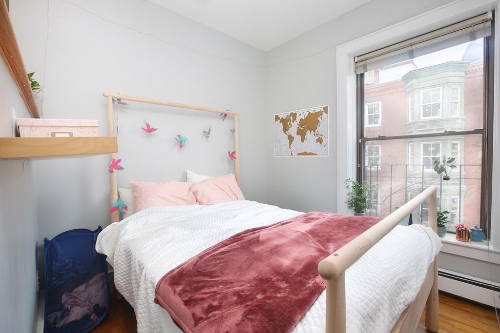 12 Isabella, Back Bay