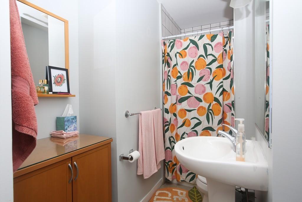 12 Isabella, Back Bay