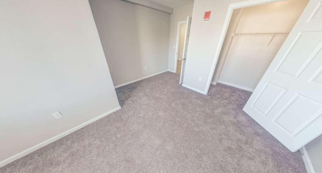 12 Highpoint Cir, Quincy Center