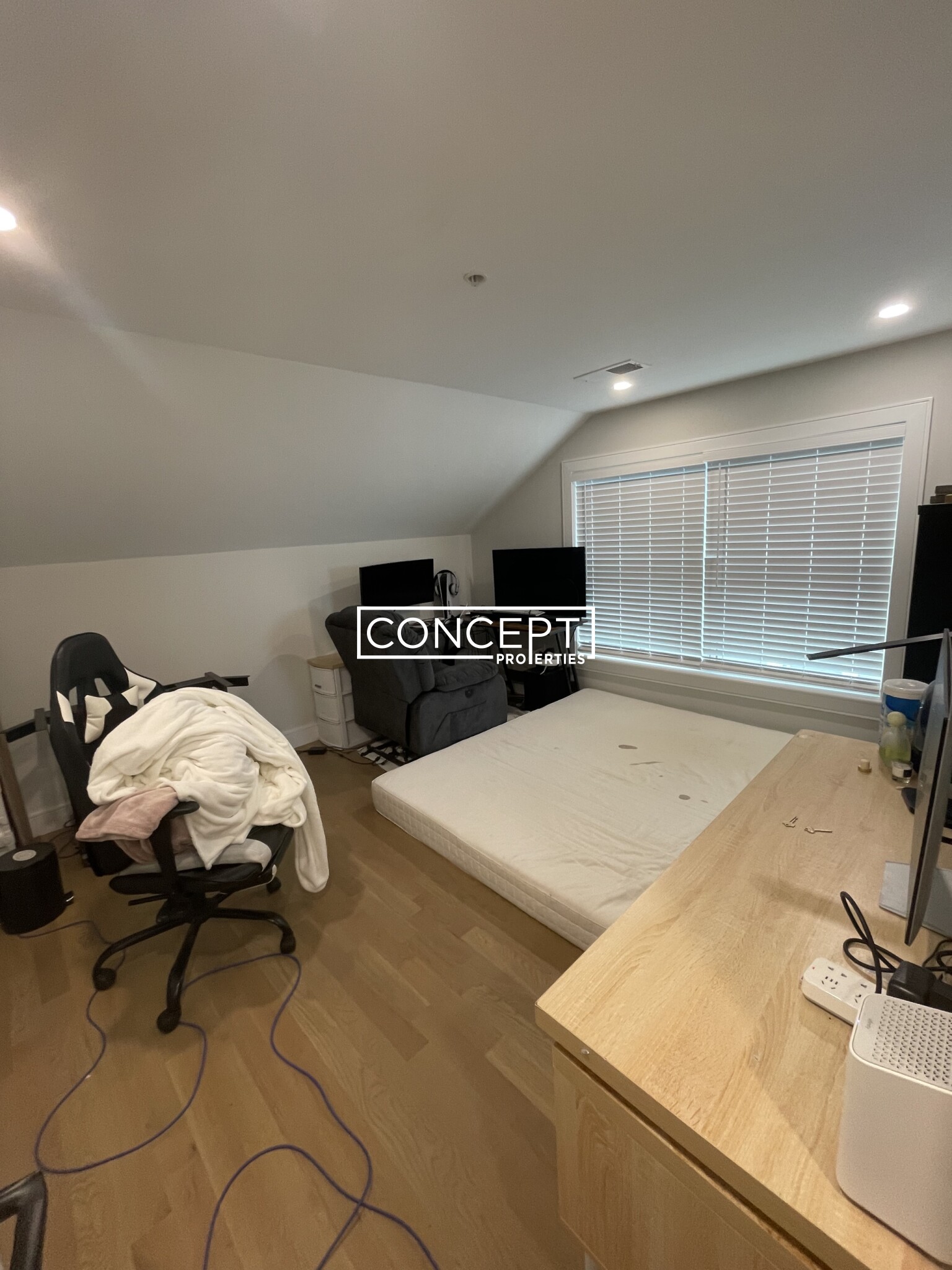 13 Greylock Rd, Allston