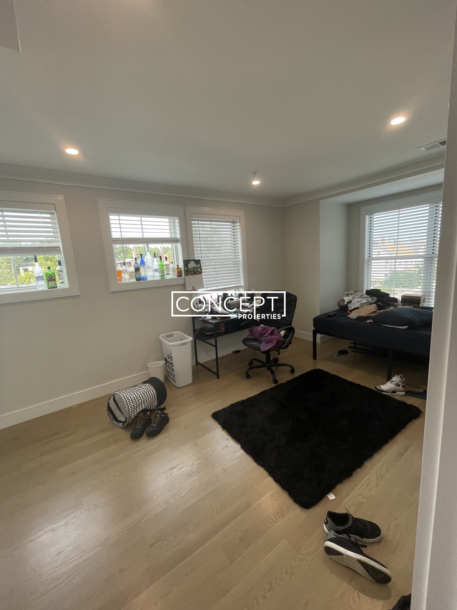 13 Greylock Rd, Allston