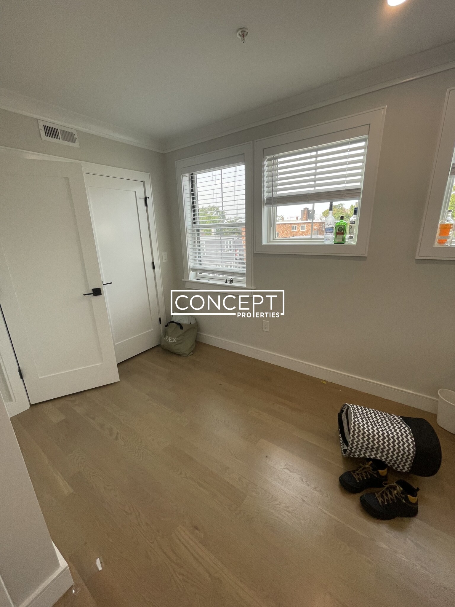 13 Greylock Rd, Allston