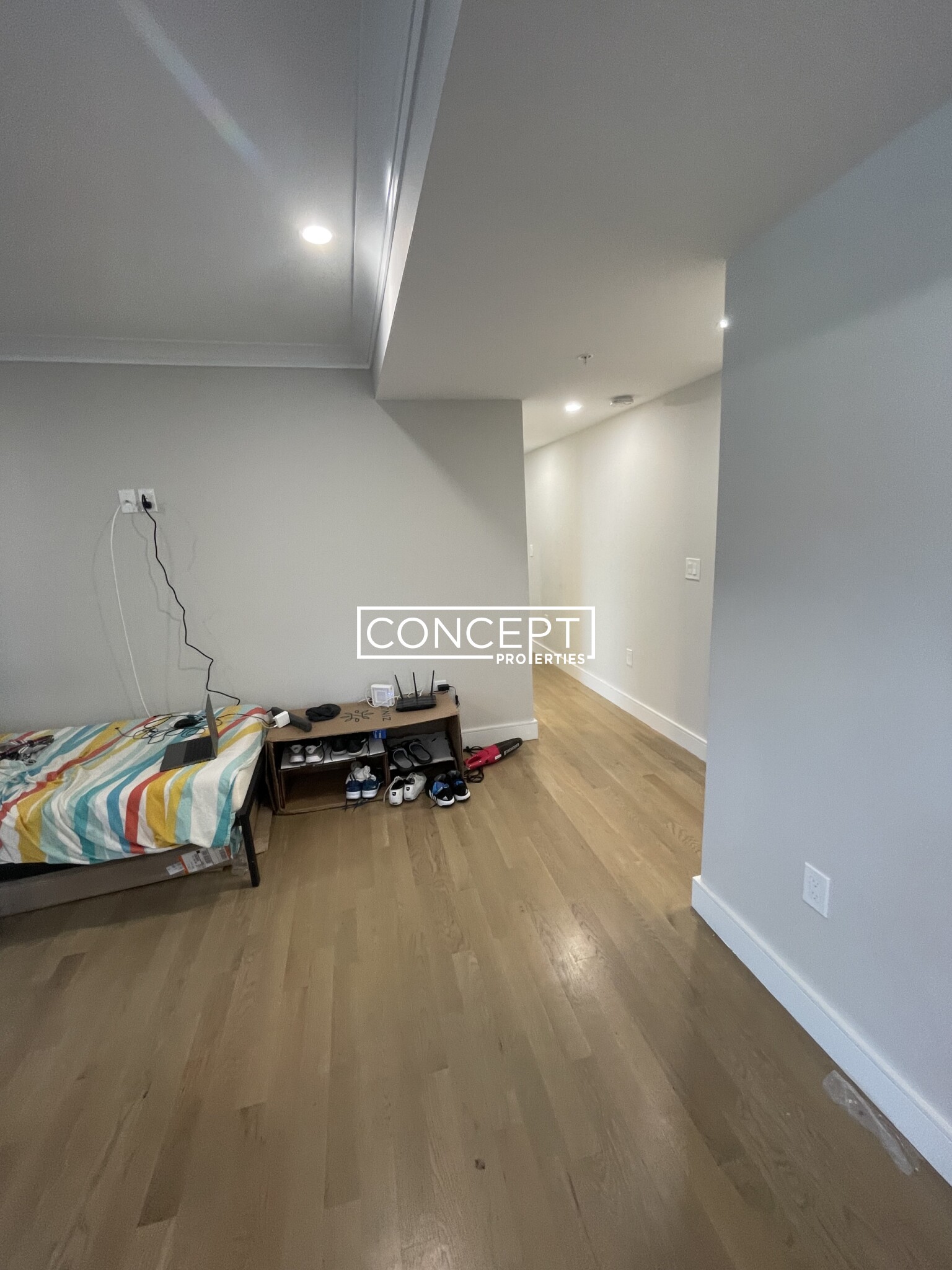 13 Greylock Rd, Allston