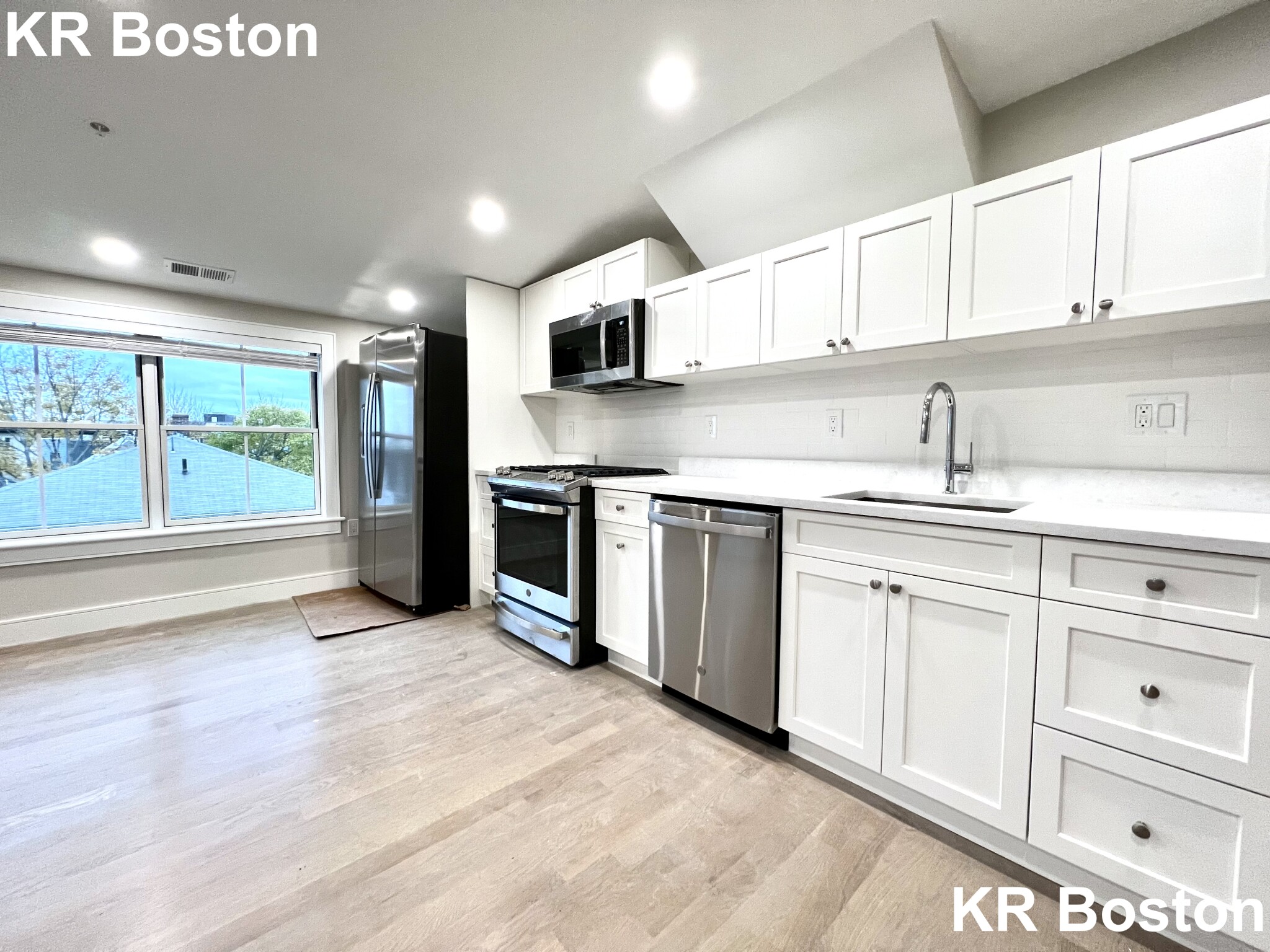 13 Greylock Rd, Allston
