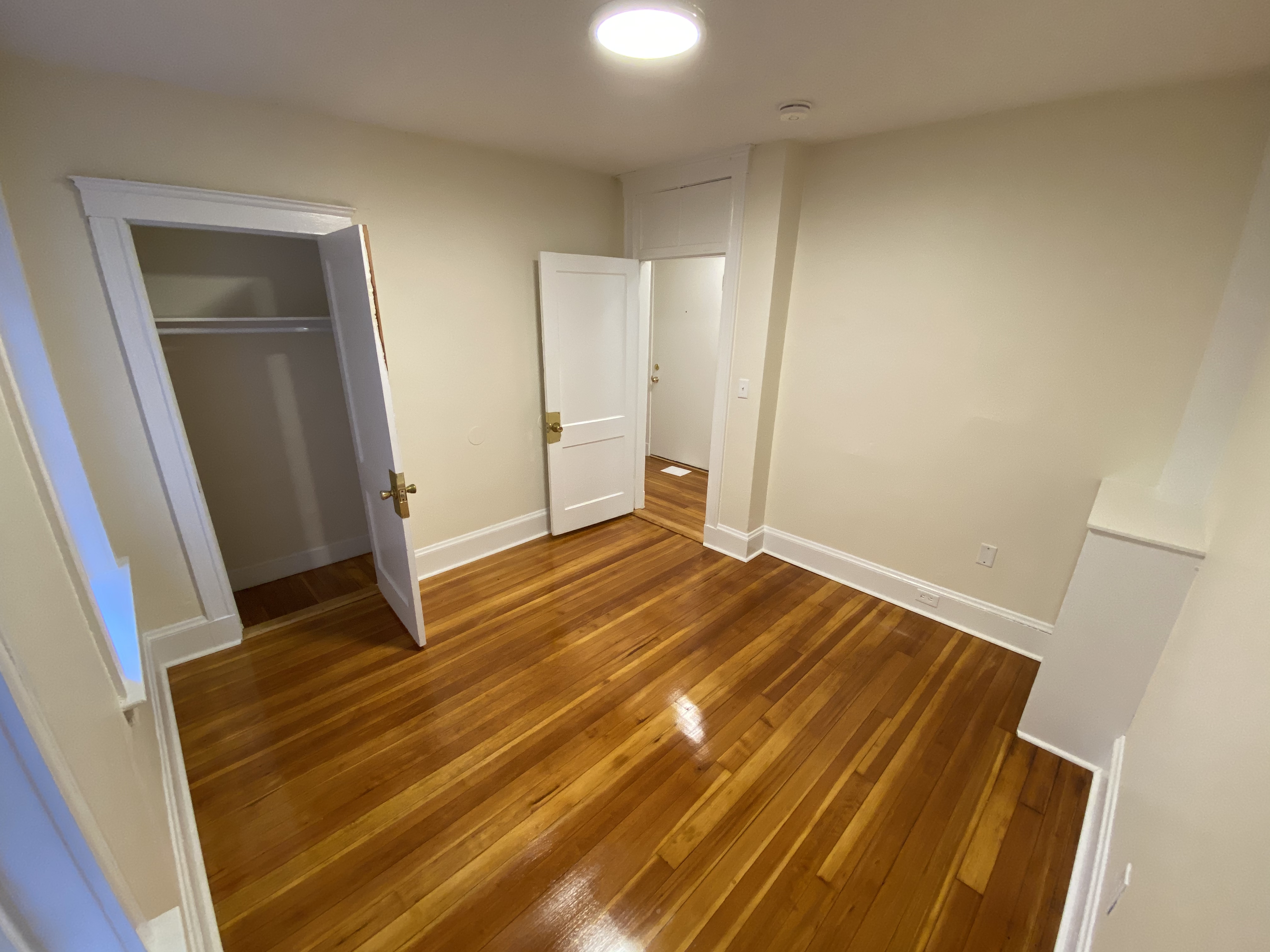 6 Barrows St, Allston