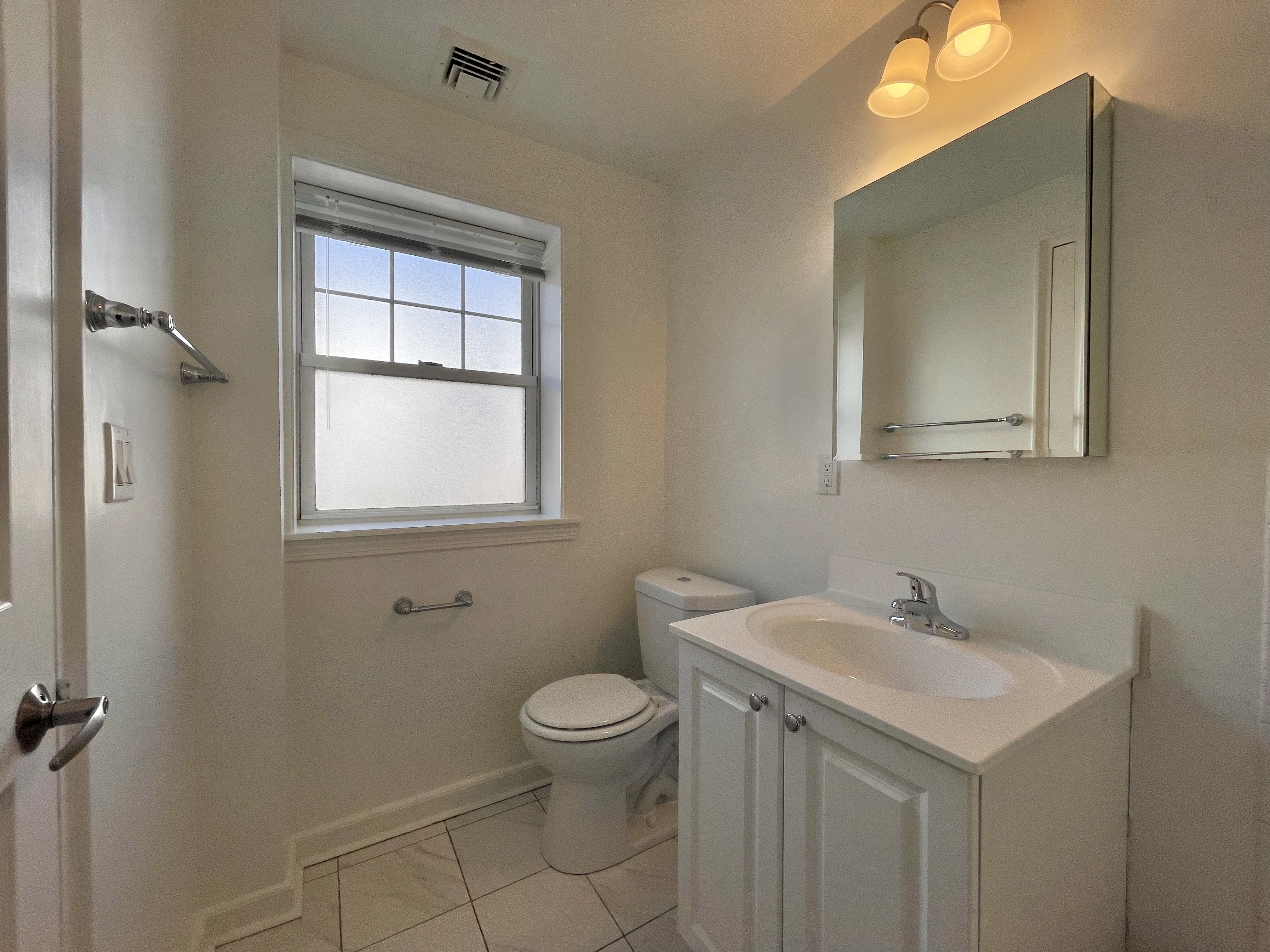 140 Sherman Rd, Chestnut Hill (Newton)