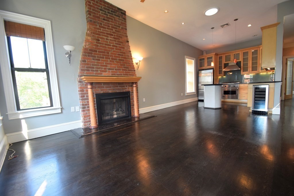 13 Worcester St, South End