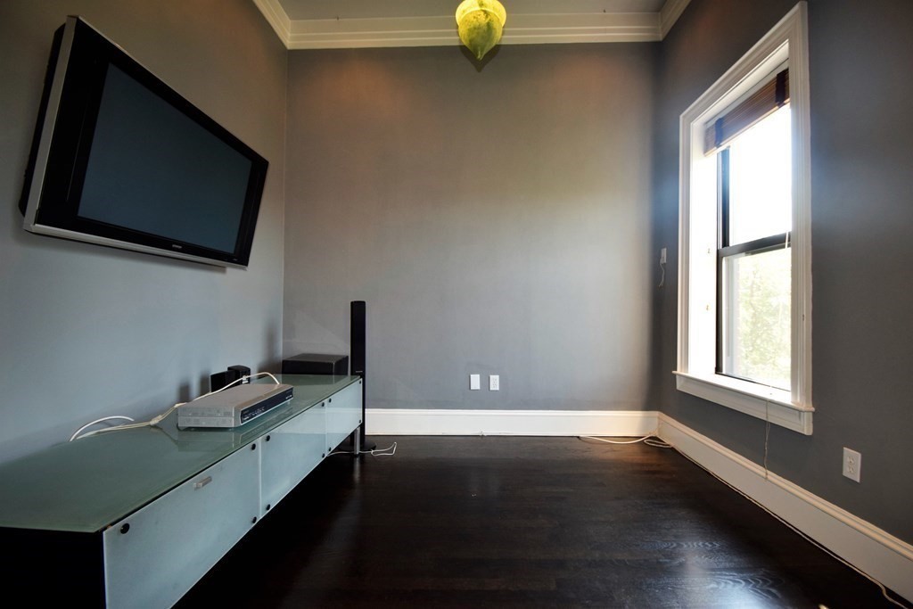 13 Worcester St, South End