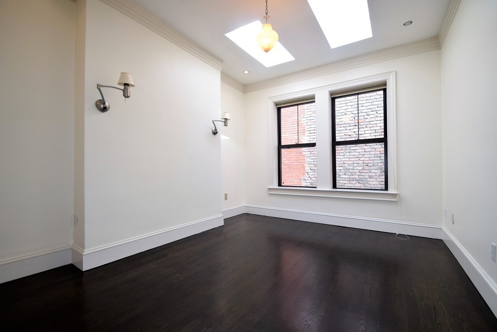 13 Worcester St, South End