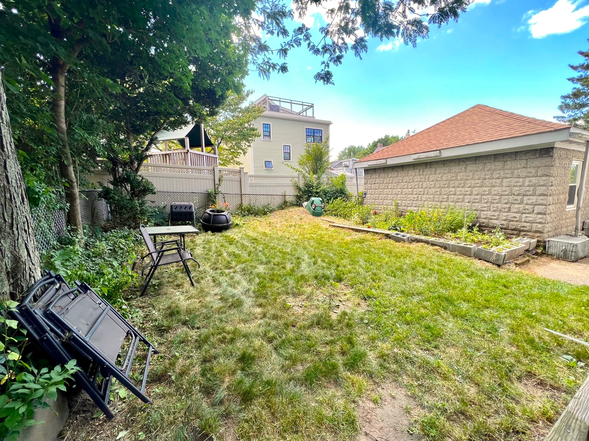 40 Alfred Rd, Arlington