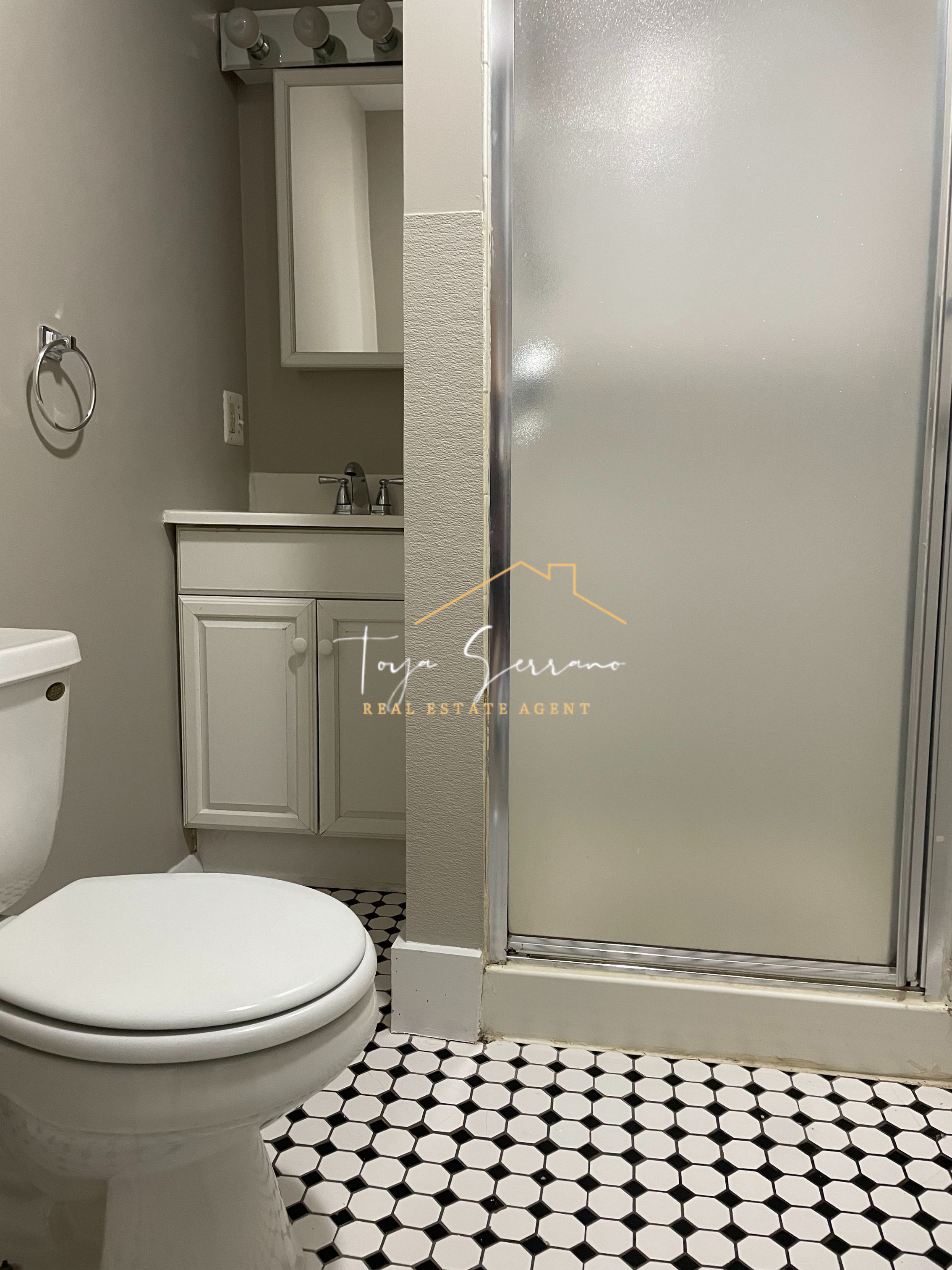 10 Cambridge Ter, Neighborhood Nine